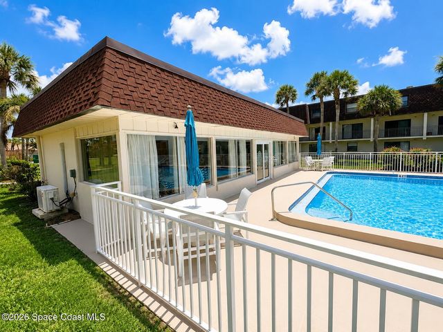 190 Paradise Boulevard 1908, Melbourne, FL 32903
