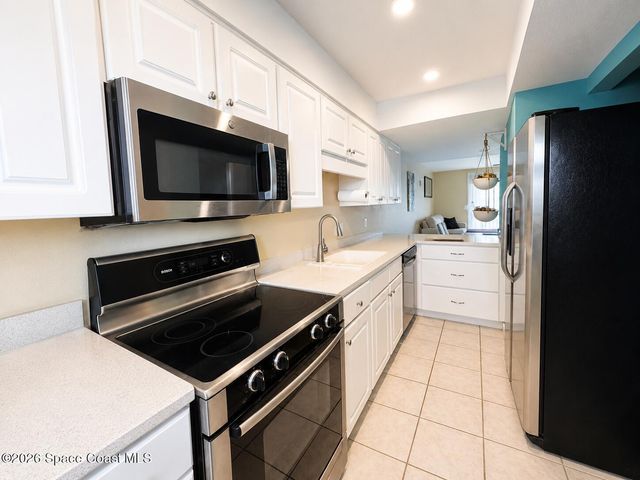 190 Paradise Boulevard 1908, Melbourne, FL 32903