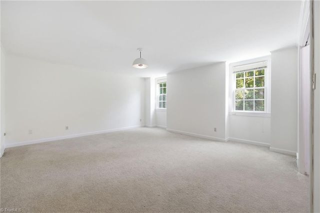 1300 Robin Hood Road, High Point, NC 27262