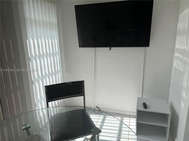 6050 NW 64th Ave 306, Tamarac, FL 33319