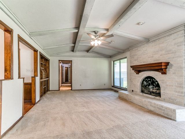 100 S Hickory Lane, Moore, OK 73160