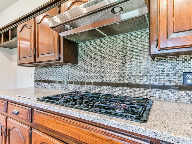 100 S Hickory Lane, Moore, OK 73160