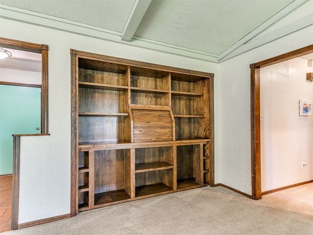 100 S Hickory Lane, Moore, OK 73160