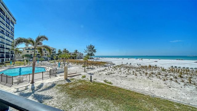 19 WHISPERING SANDS DRIVE 204, Sarasota, FL 34242