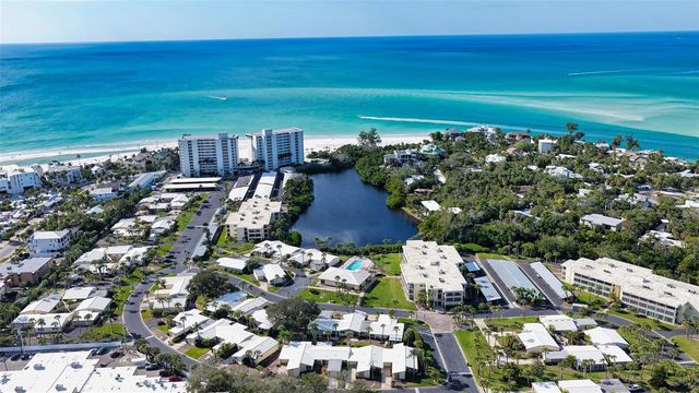 19 WHISPERING SANDS DRIVE 204, Sarasota, FL 34242