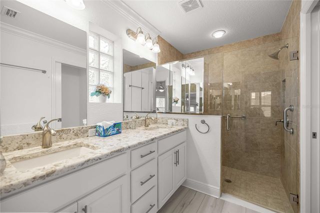 10367 ADDISON SHORE WAY, Oxford, FL 34484