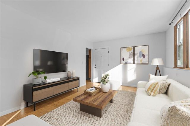 78 Sandhill Rd Apt 7, Essex, VT 05452