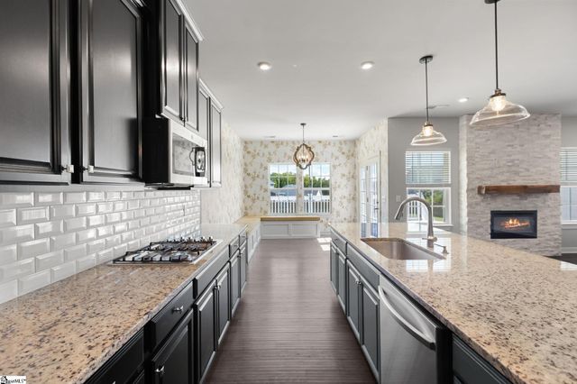 216 Edwin Ellis Drive, Greer, SC 29651
