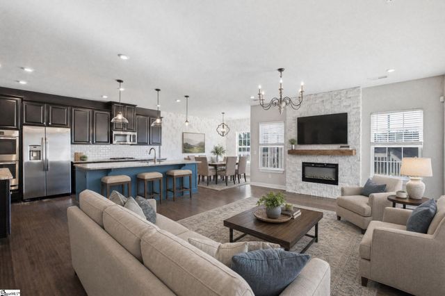 216 Edwin Ellis Drive, Greer, SC 29651