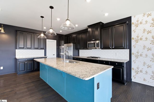 216 Edwin Ellis Drive, Greer, SC 29651