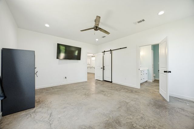 822 Private Road 7370, Point, TX 75472