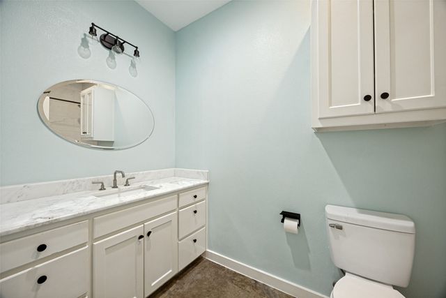 822 Private Road 7370, Point, TX 75472