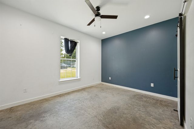 822 Private Road 7370, Point, TX 75472