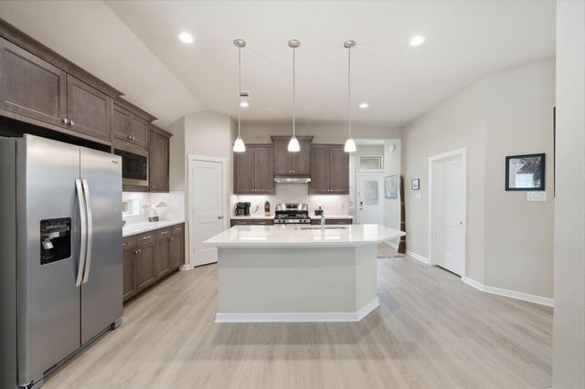 10147 Bayou Oaks Drive, Conroe, TX 77385