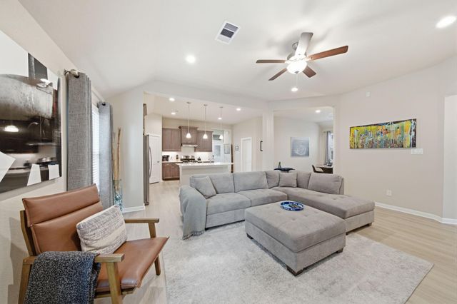 10147 Bayou Oaks Drive, Conroe, TX 77385