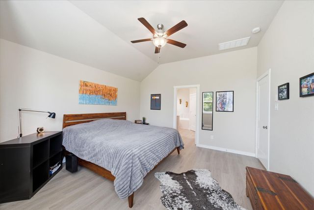 10147 Bayou Oaks Drive, Conroe, TX 77385