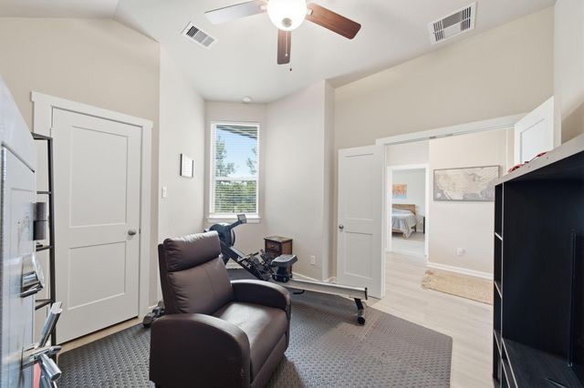 10147 Bayou Oaks Drive, Conroe, TX 77385