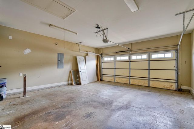 9 Cedar Brook Court, Greenville, SC 29611