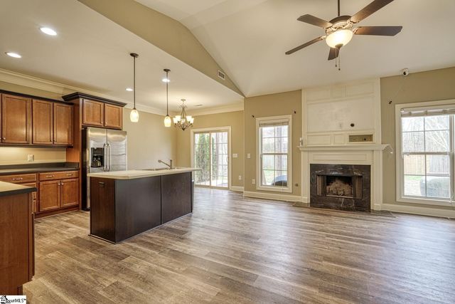 9 Cedar Brook Court, Greenville, SC 29611