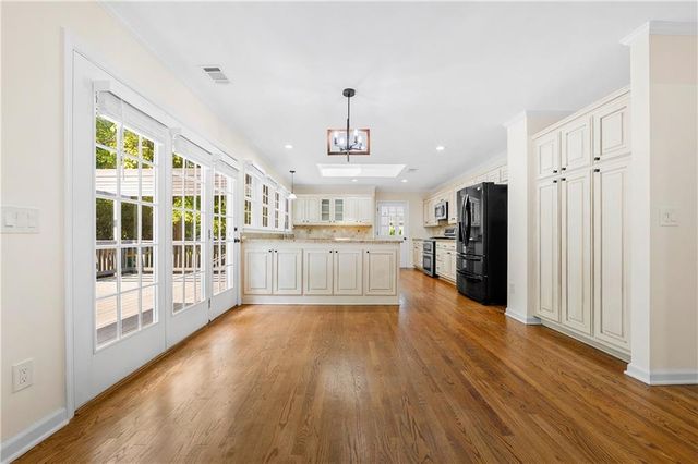 425 Prince Charles Place, Johns Creek, GA 30022