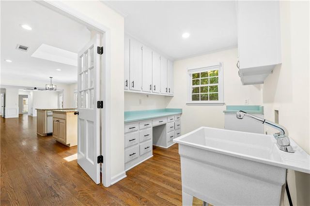 425 Prince Charles Place, Johns Creek, GA 30022