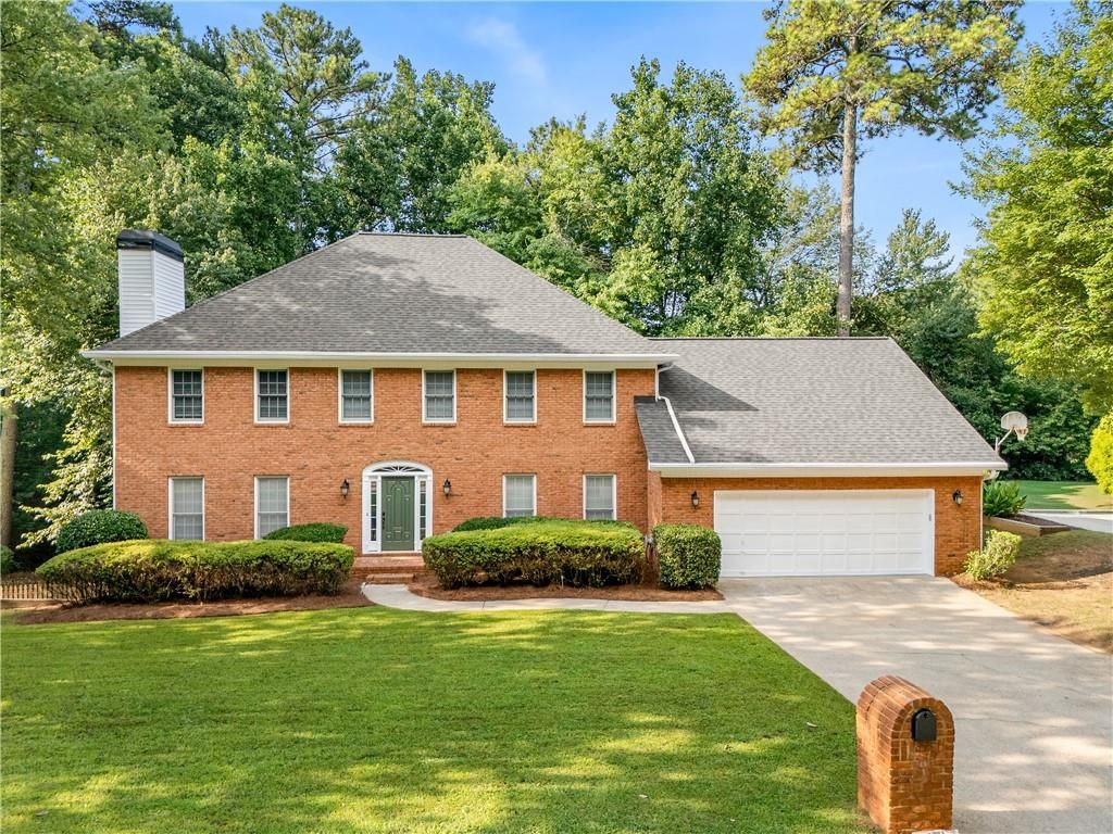 425 Prince Charles Place, Johns Creek, GA 30022