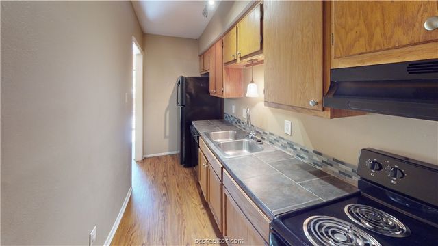 302 Manuel Drive A-D, College Station, TX 77840