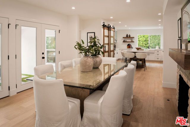 6317 Orion Avenue, Van Nuys (los Angeles), CA 91411