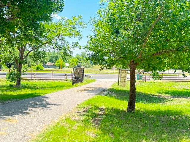 2621 Fm 1827, Mckinney, TX 75071