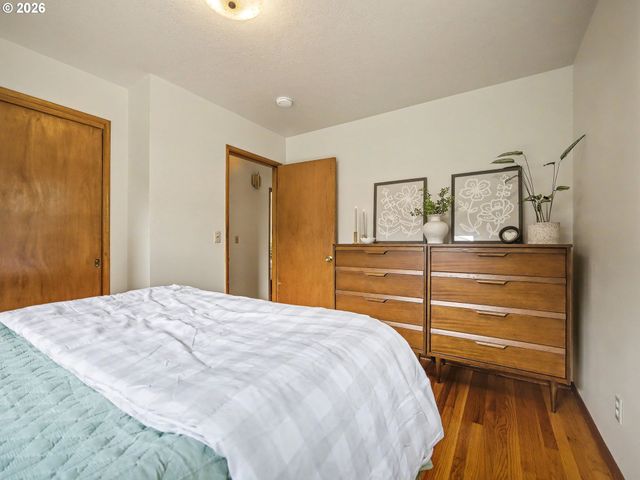 1737 Ne 144TH Ave, Portland, OR 97230