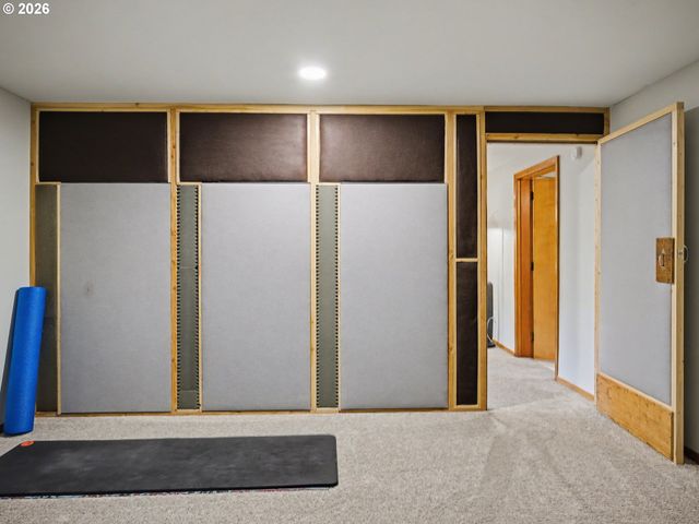 1737 Ne 144TH Ave, Portland, OR 97230