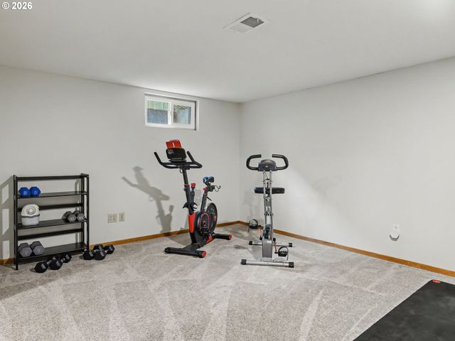 1737 Ne 144TH Ave, Portland, OR 97230