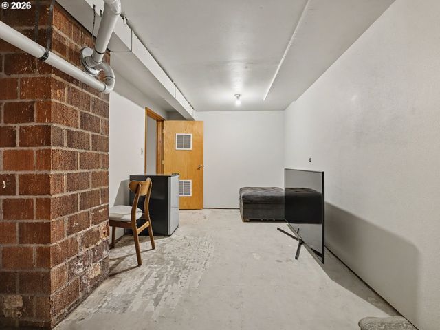 1737 Ne 144TH Ave, Portland, OR 97230