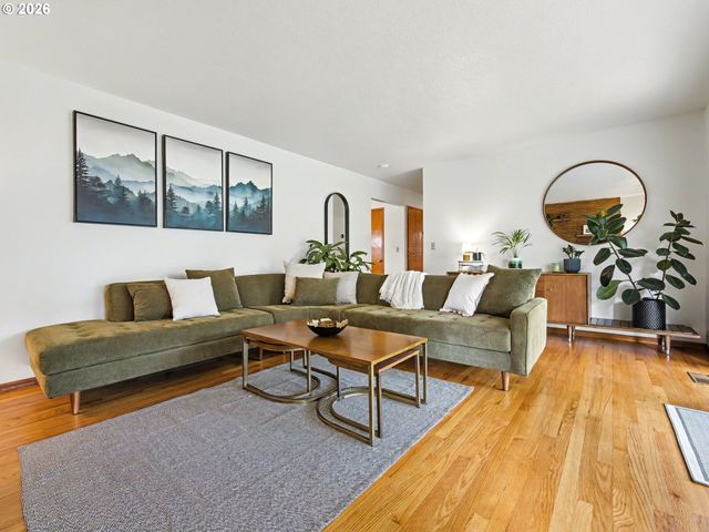 1737 Ne 144TH Ave, Portland, OR 97230