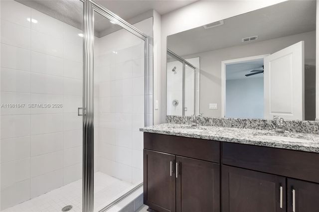 1761 Lindley St, Mangonia Park, FL 33407