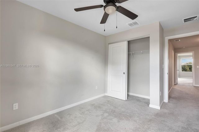 1761 Lindley St, Mangonia Park, FL 33407