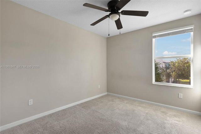 1761 Lindley St, Mangonia Park, FL 33407