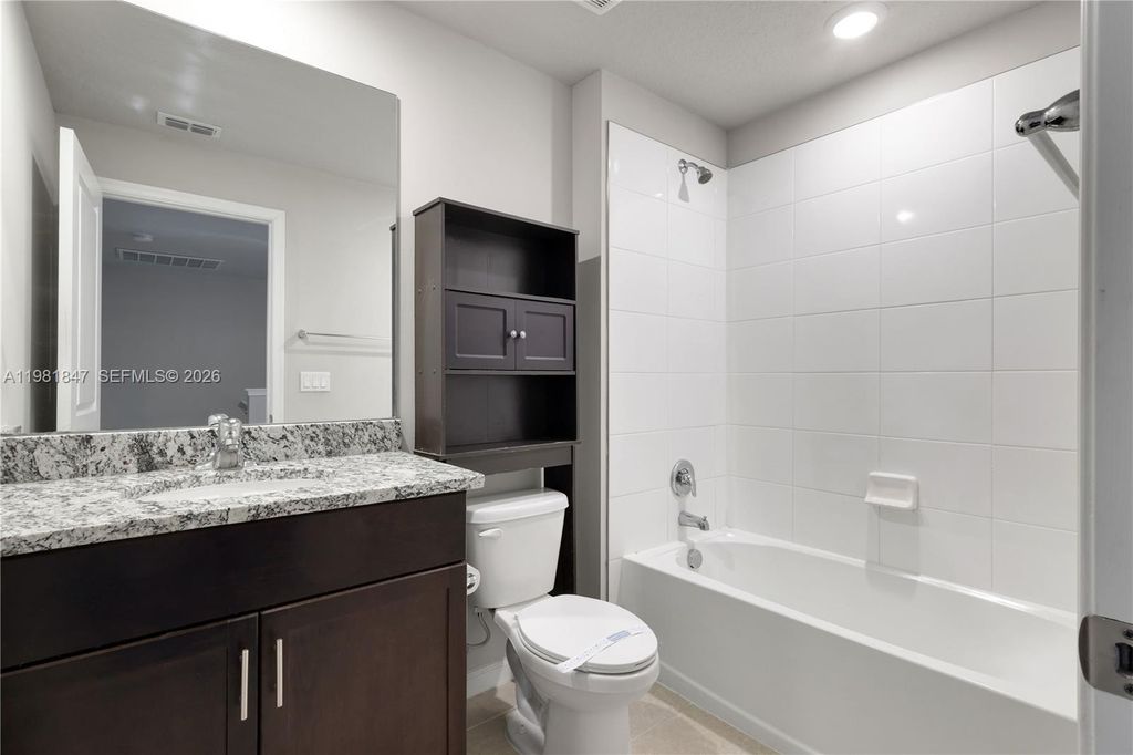 Image 25 of property listing at 1761 Lindley St, Mangonia Park, FL 33407