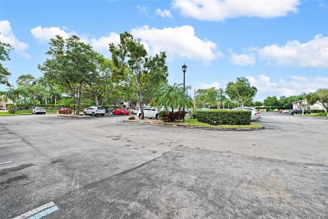 7414 Trent Dr 108, Tamarac, FL 33321