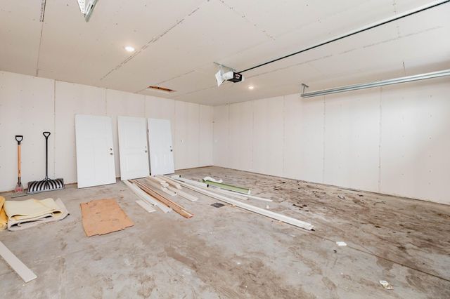 1609 5th Avenue NE, Dilworth, MN 56529