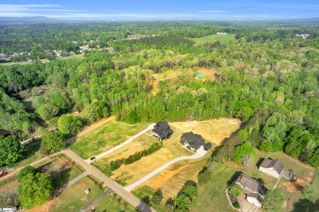 545 E Airport Road, Greer, SC 29651