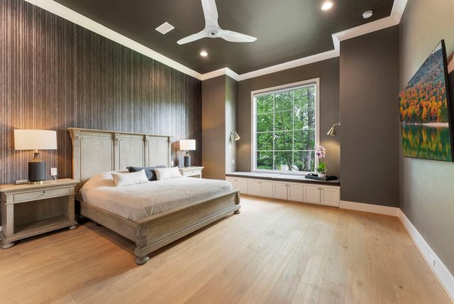 82 Simon Lake Lane, The Woodlands, TX 77381