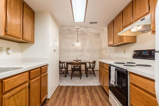 5522 Parkshire Drive, Columbus, OH 43229