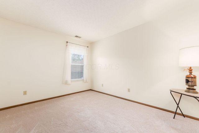 5522 Parkshire Drive, Columbus, OH 43229