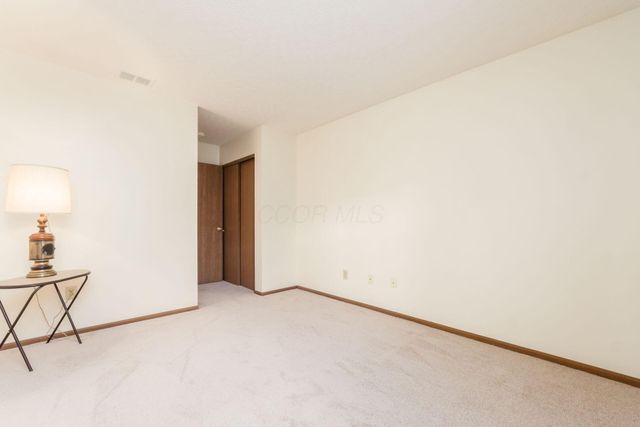 5522 Parkshire Drive, Columbus, OH 43229