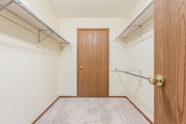 5522 Parkshire Drive, Columbus, OH 43229