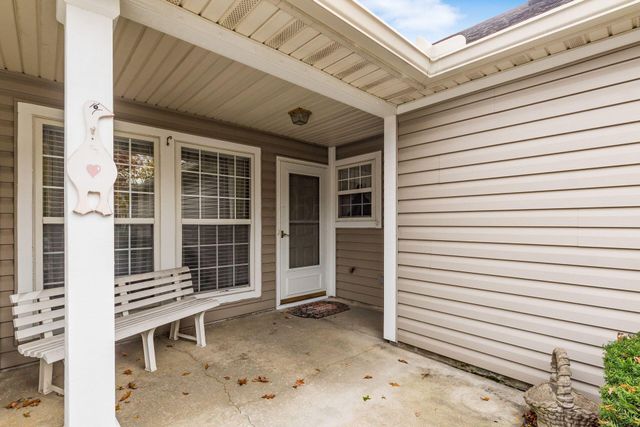 5522 Parkshire Drive, Columbus, OH 43229