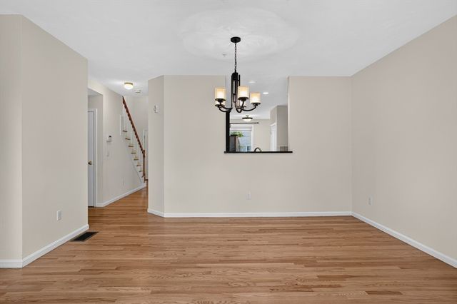 4 Hastings Rd 4, Hudson, MA 01749