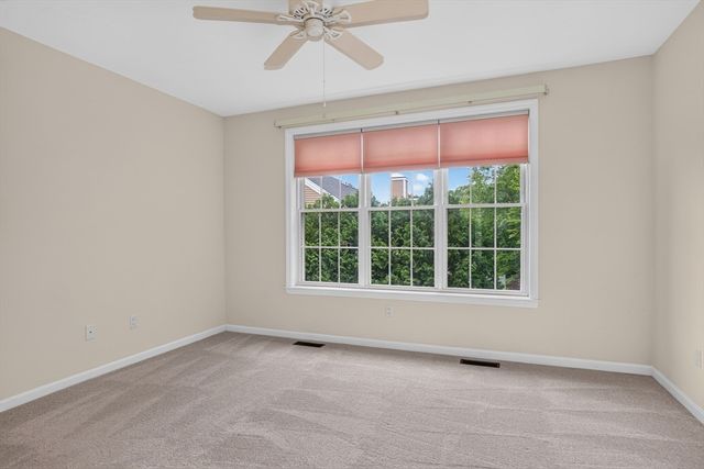 4 Hastings Rd 4, Hudson, MA 01749