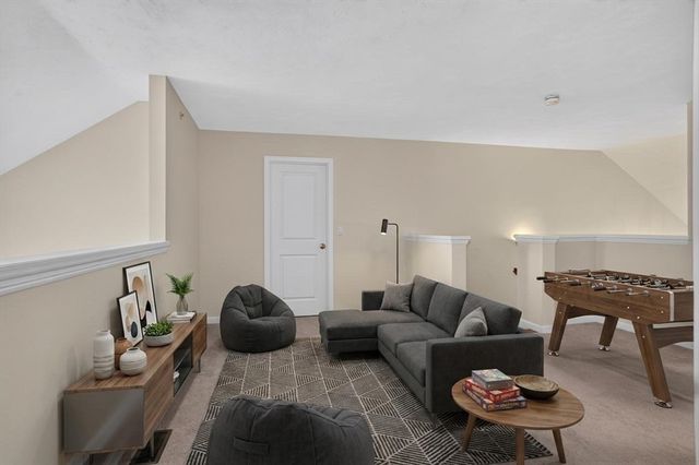 4 Hastings Rd 4, Hudson, MA 01749